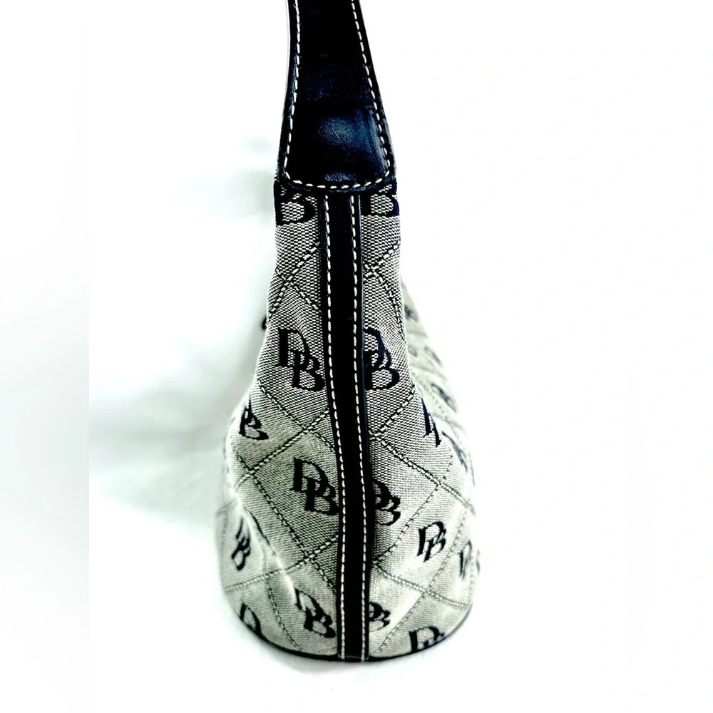 Dooney Bourke Vintage Black White Signature Jacquard Small Shoulder Bag Charm - Picture 4 of 10